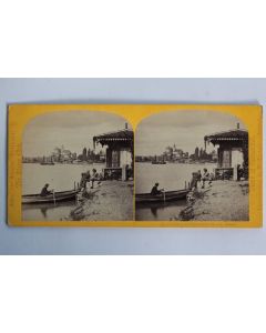 Photographie Vue stéréo La ville de Thun prise du lac Suisse