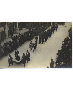 Carte postale Hérault 34 Montpellier Défilé funéraire rue de la Loge (7)