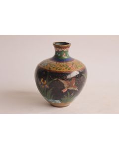 Vase en émail cloisonné Chine ou Japon