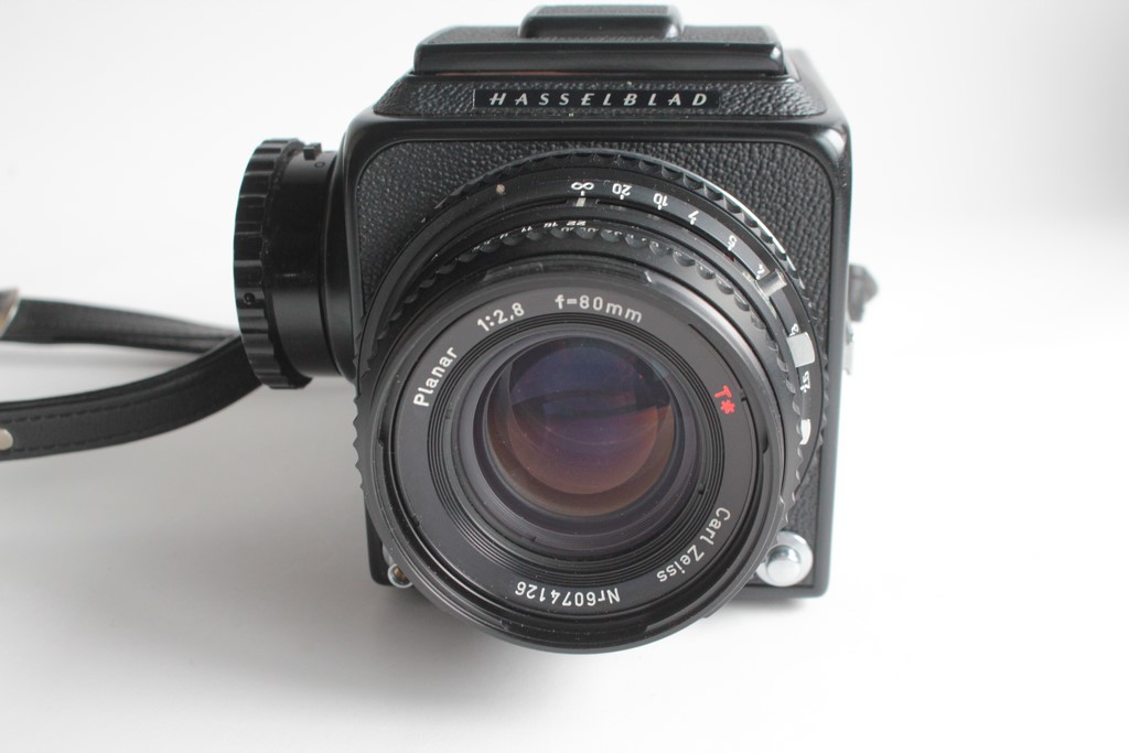 Hasselblad 500C/M + 80mm f/2.8 PLANAR CF Camera Near Mint